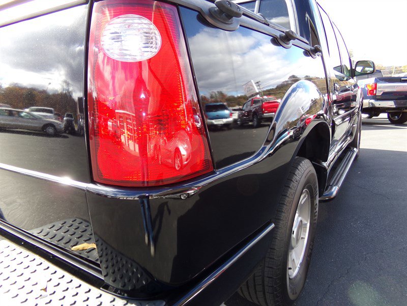 Used 2004 Ford Explorer Sport Trac XLT AWD/4WD image 9