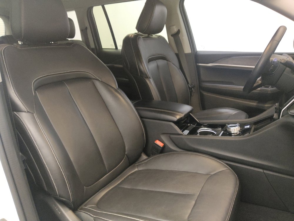 Used 2022 Jeep Grand Cherokee Limited image 21