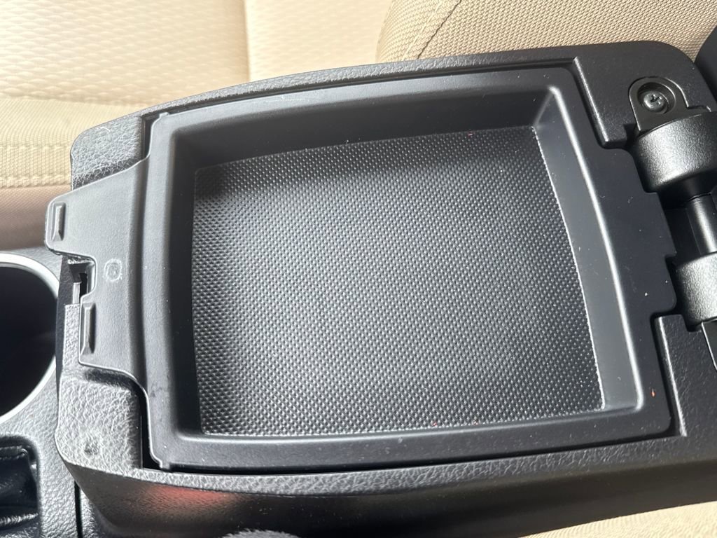 Used 2015 Toyota Corolla LE image 27