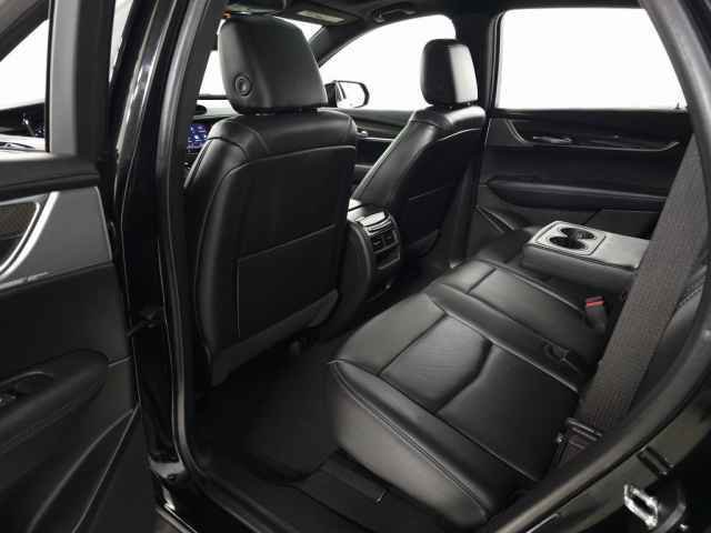 Certified 2022 Cadillac XT5 Sportv w/ Technology Package image 45