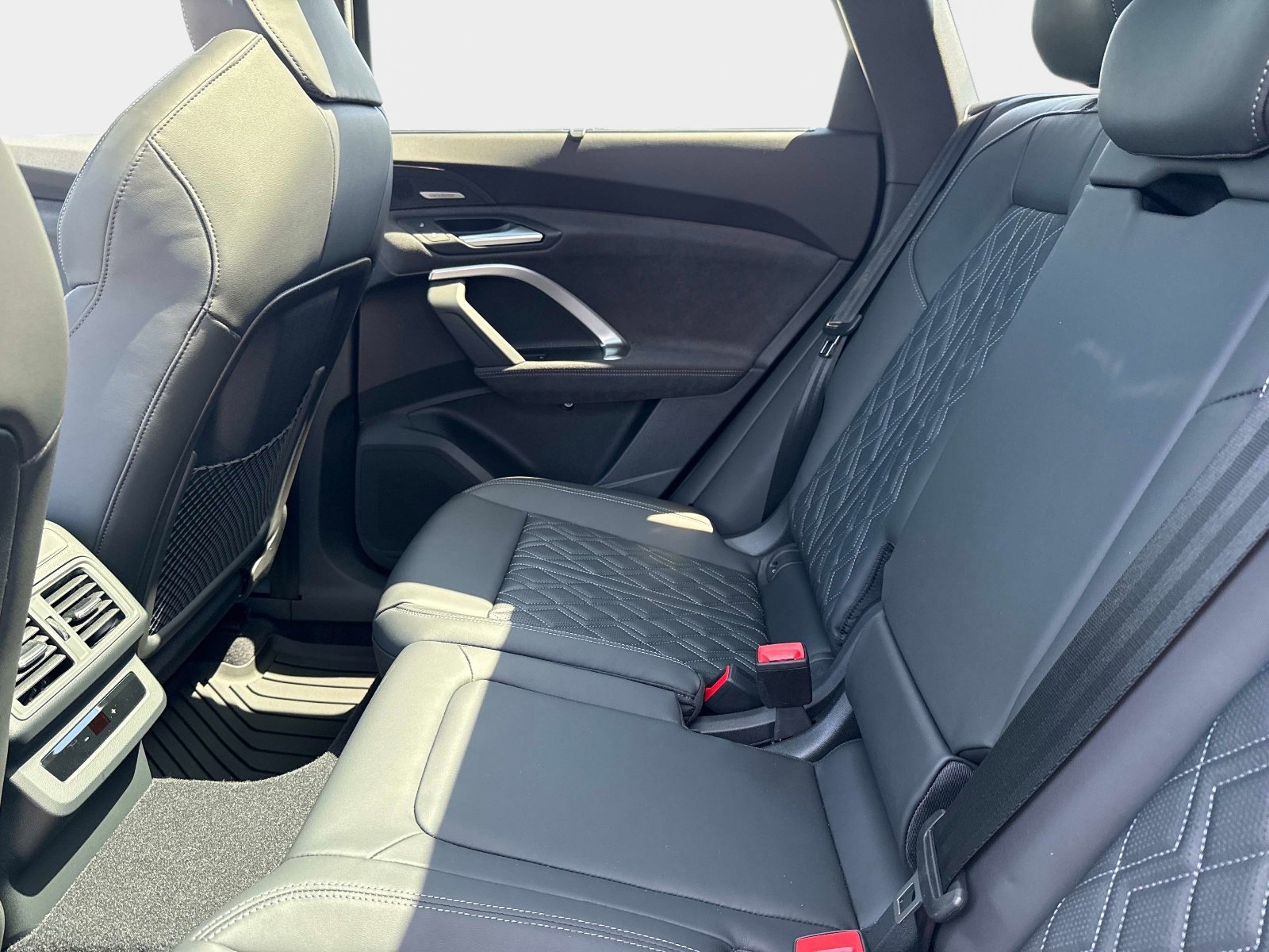 New 2026 Audi SQ5 Premium Plus AWD/4WD image 13