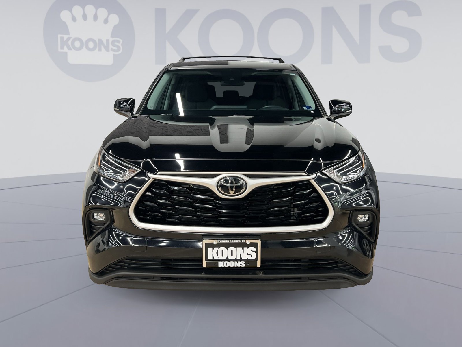 Used 2022 Toyota Highlander LE AWD/4WD image 8