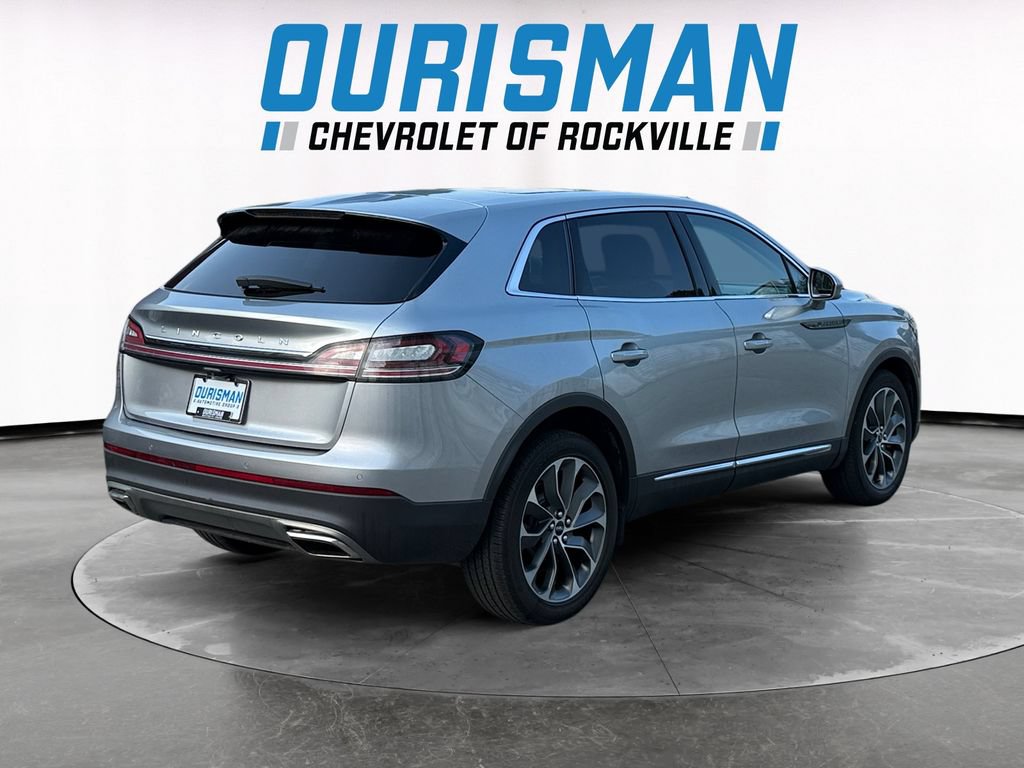 Used 2023 Lincoln Nautilus Reserve AWD/4WD image 6