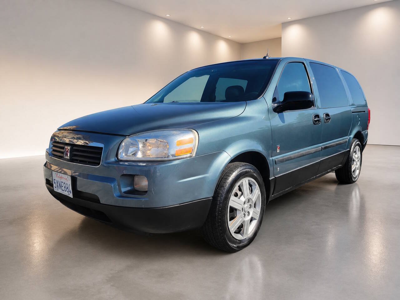 Used 2006 Saturn Relay Level 2 w/ Preferred Pkg FWD image 10