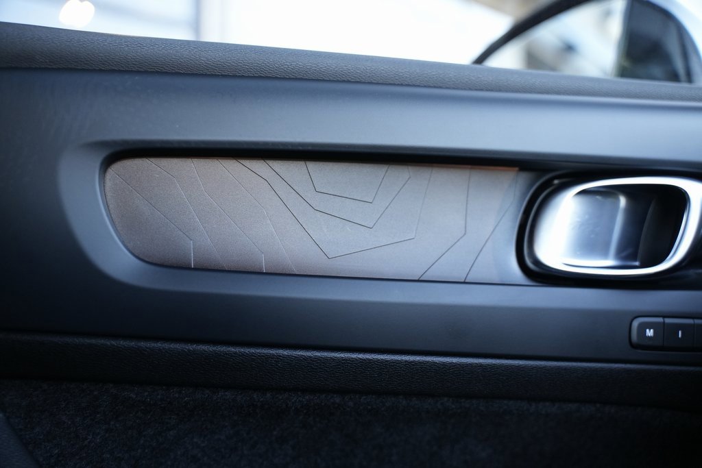 Used 2023 Volvo XC40 Recharge Ultimate image 41