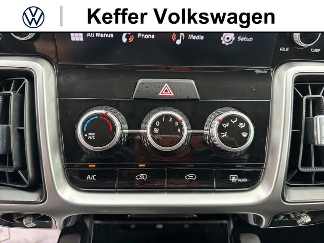 Used 2022 Kia Sorento LX FWD image 21