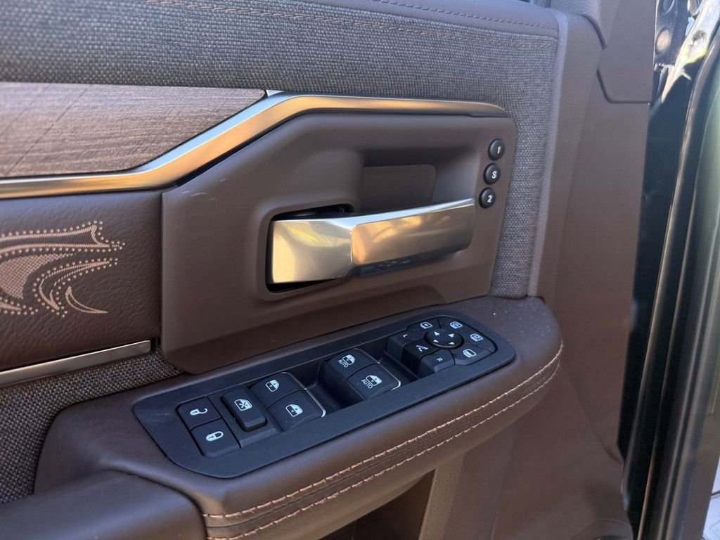 New 2025 RAM 2500 Limited image 19