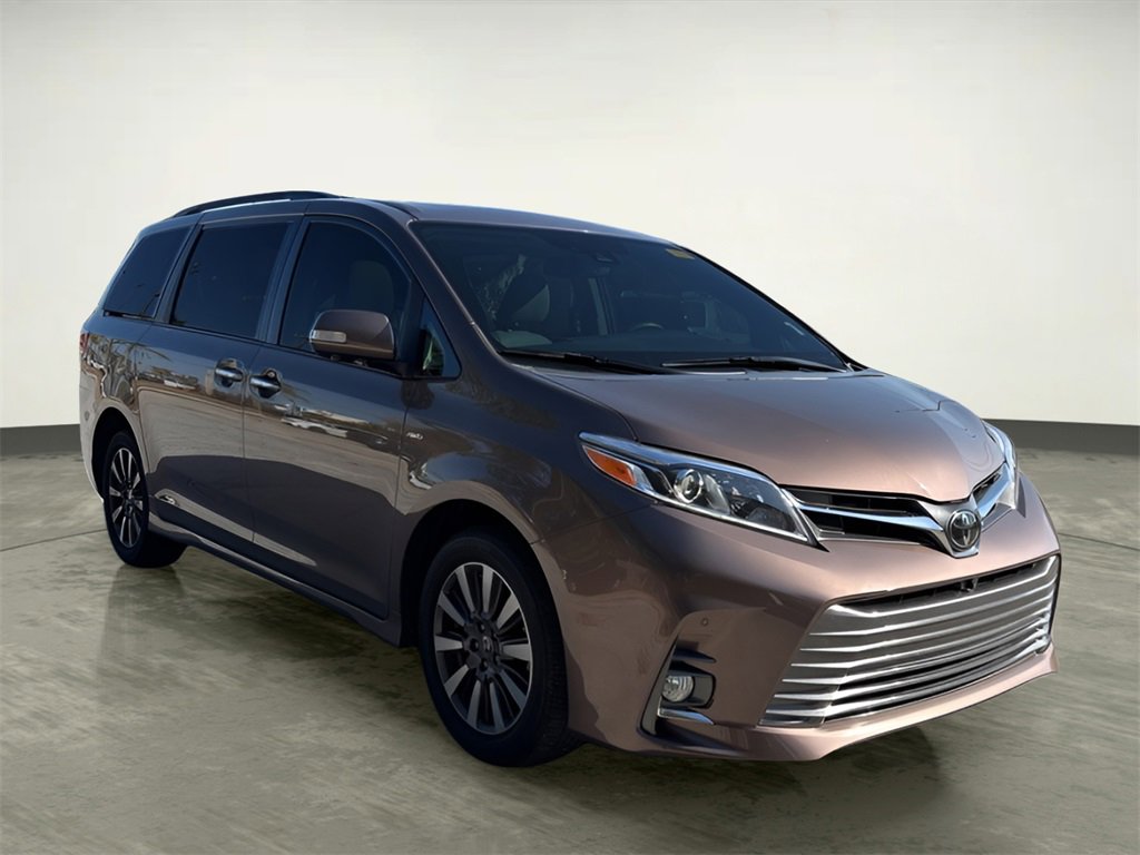Used 2020 Toyota Sienna Limited Premium image 7