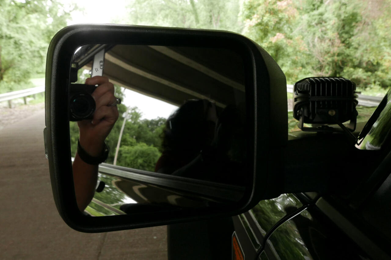 Used 2021 Ford Bronco Badlands image 36