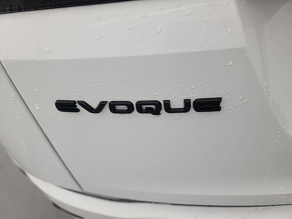 Used 2023 Land Rover Range Rover Evoque R-Dynamic SE AWD/4WD image 11