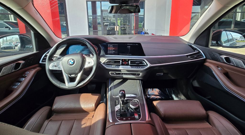 Used 2022 BMW X7 xDrive40i w/ Premium Package AWD/4WD image 23