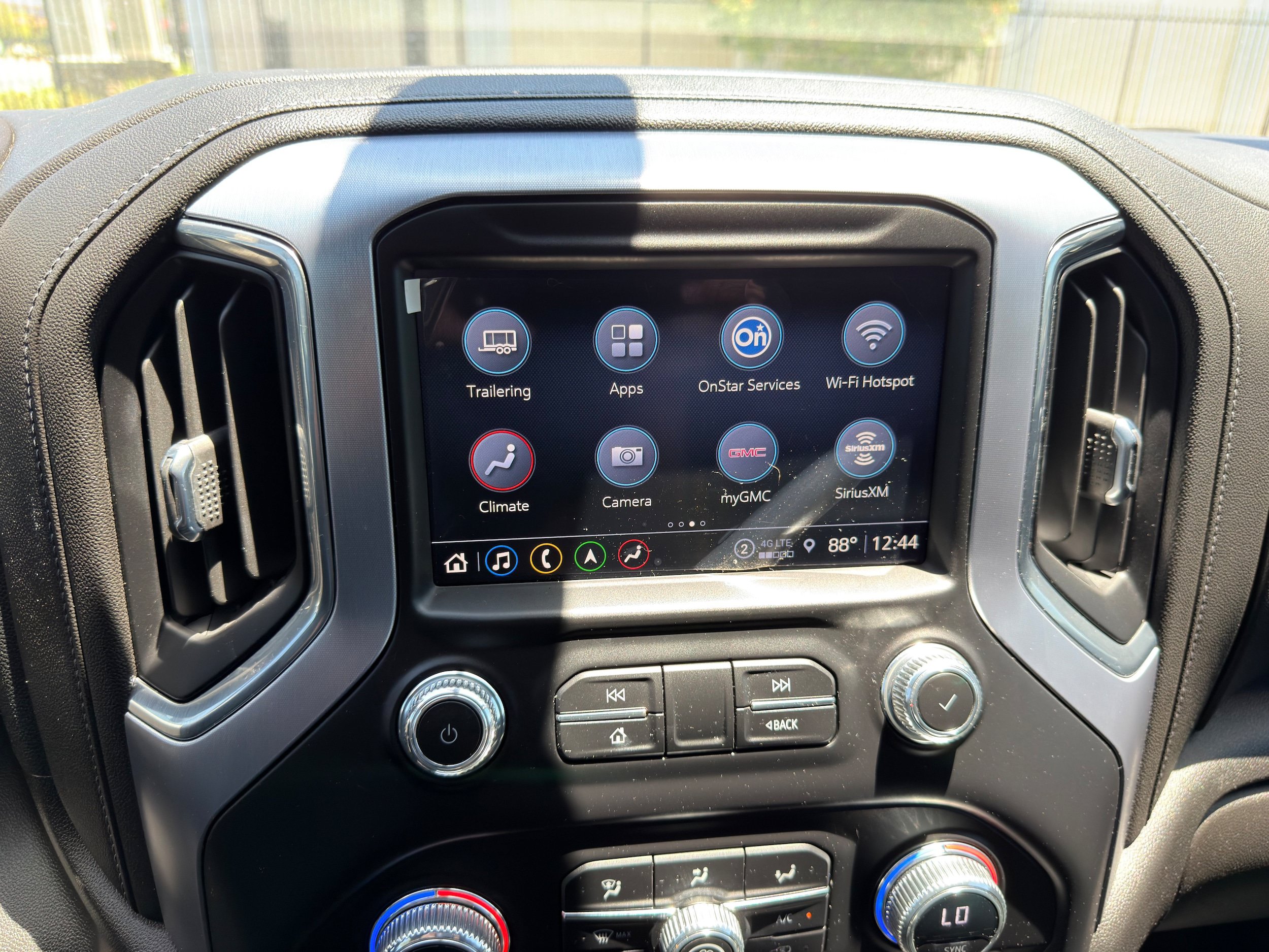 Used 2023 GMC Sierra 2500 SLT w/ SLT Preferred Package AWD/4WD image 39