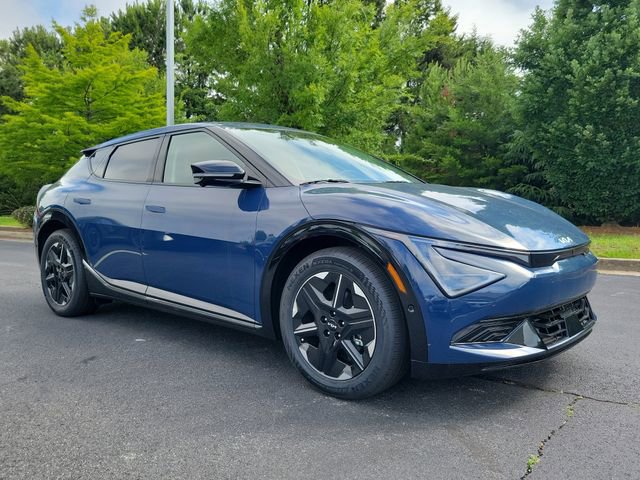 New 2026 Kia EV6 Wind RWD image 3