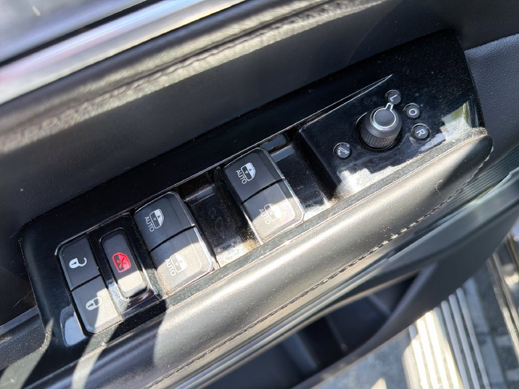 Used 2022 Jeep Grand Wagoneer Series II w/ Convenience Group III AWD/4WD image 17