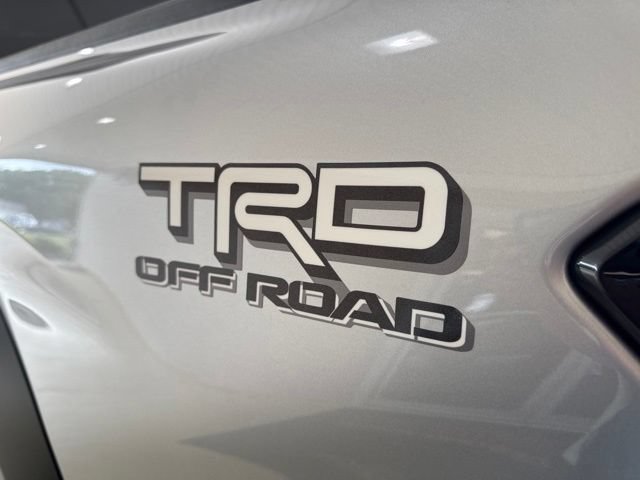 Used 2024 Toyota Tacoma TRD Off-Road AWD/4WD image 32