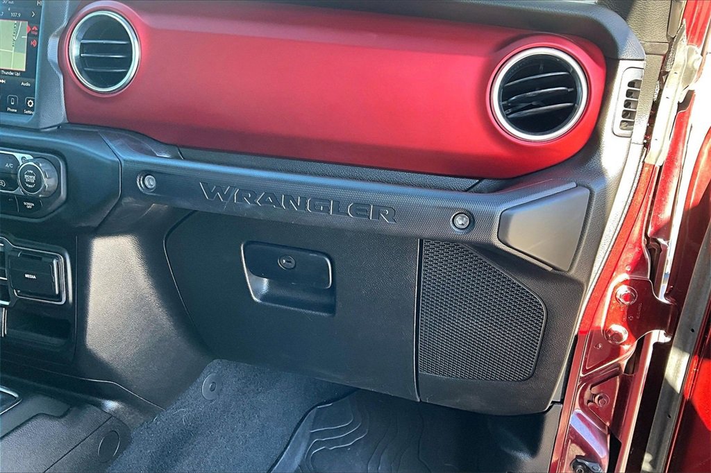 Used 2021 Jeep Wrangler Unlimited Rubicon image 12