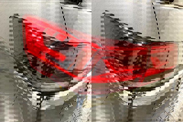 Used 2021 Volkswagen Atlas SEL Premium image 30