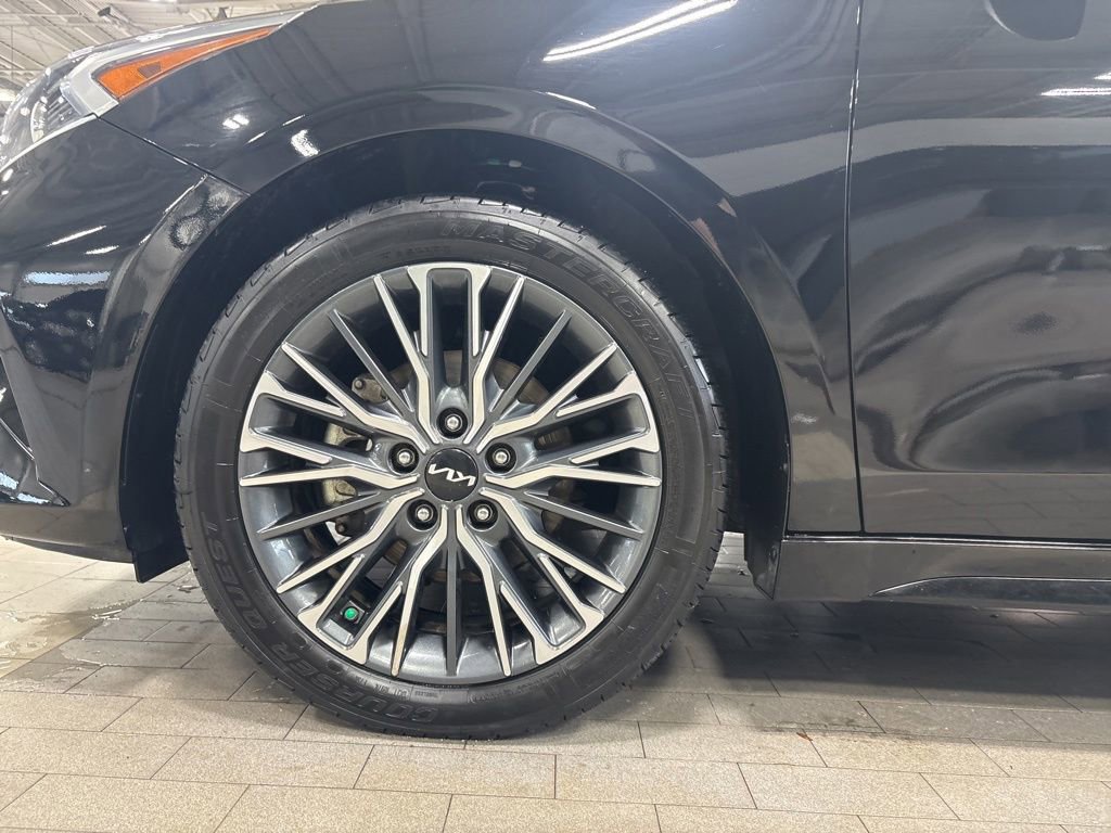 Certified 2023 Kia Forte GT-Line image 27