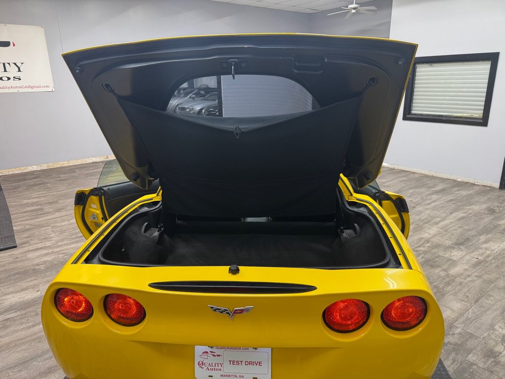 Used 2007 Chevrolet Corvette Coupe w/ Preferred Equipment Group RWD image 37