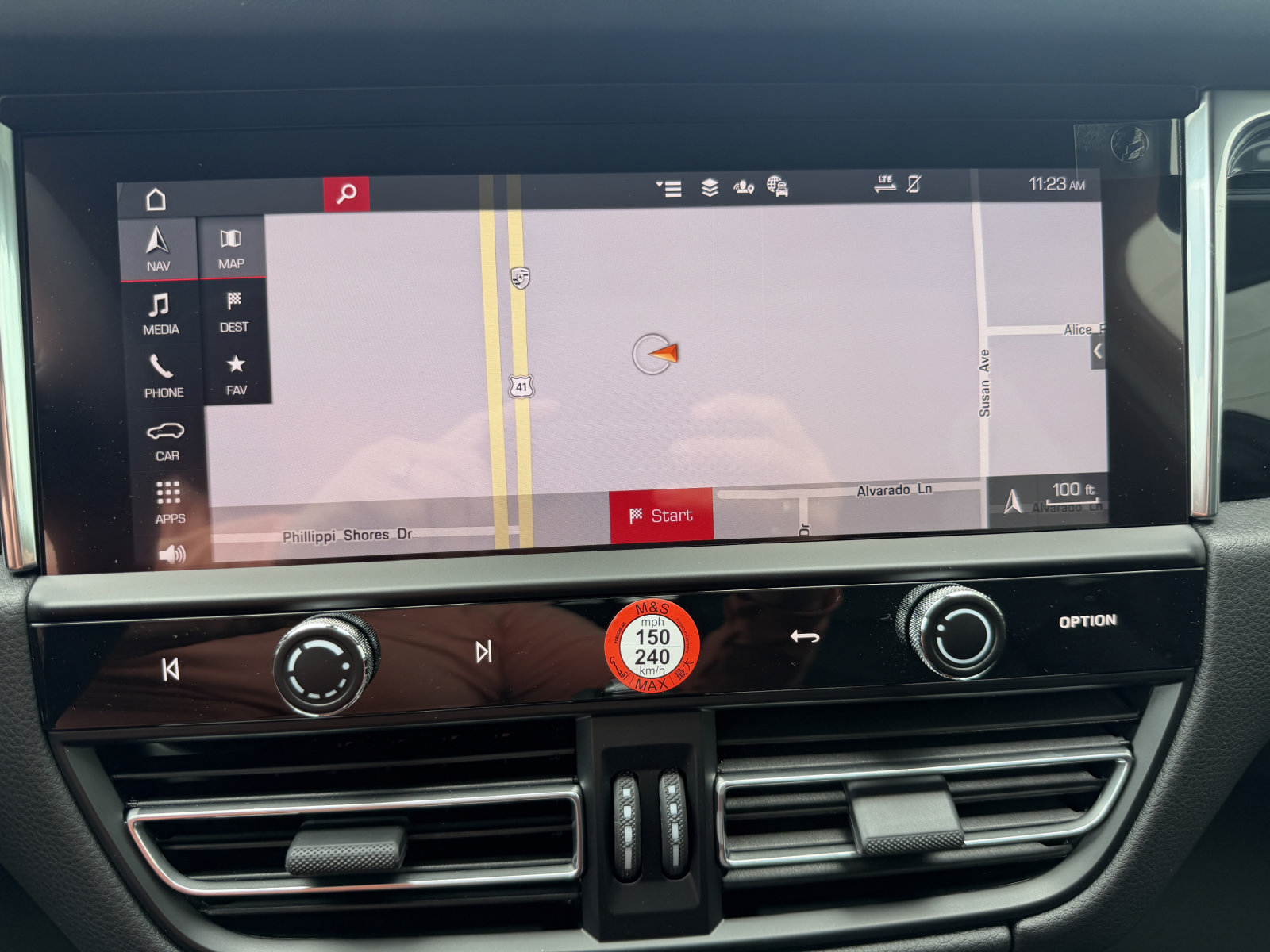 New 2026 Porsche Macan AWD/4WD image 26