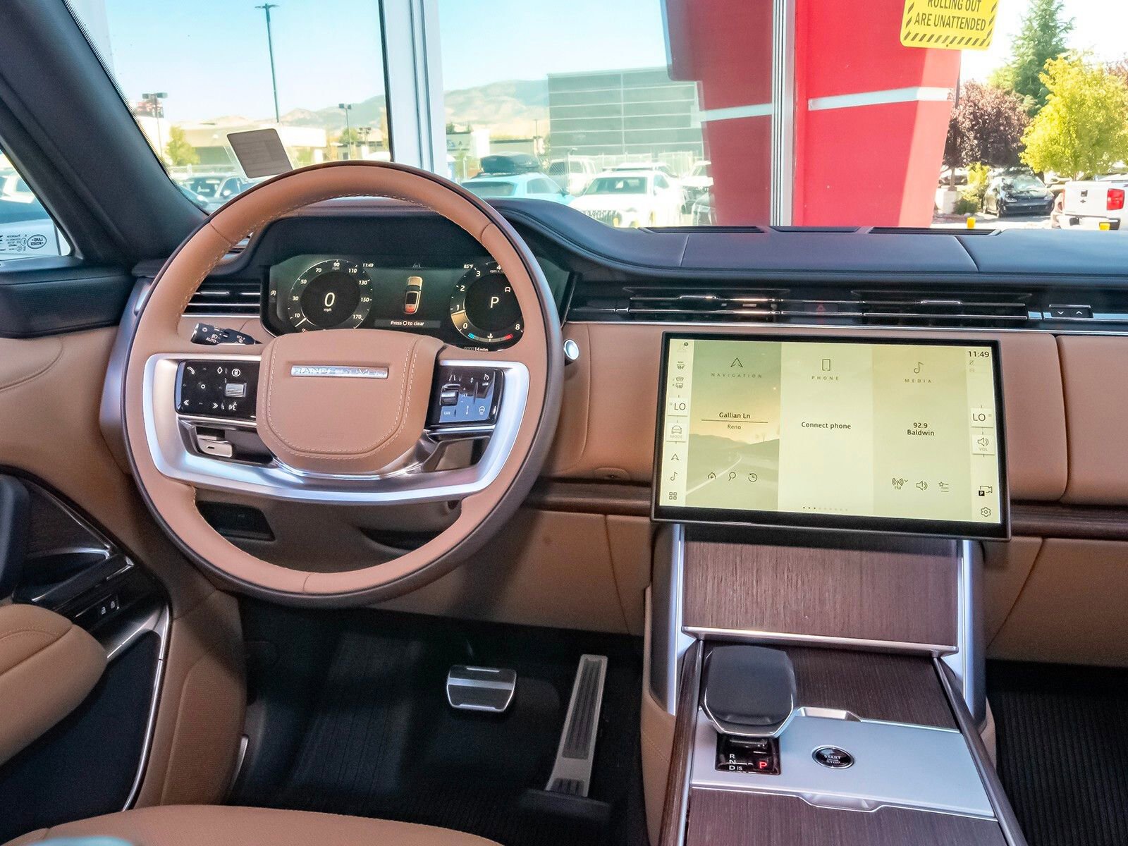 New 2025 Land Rover Range Rover SE image 36