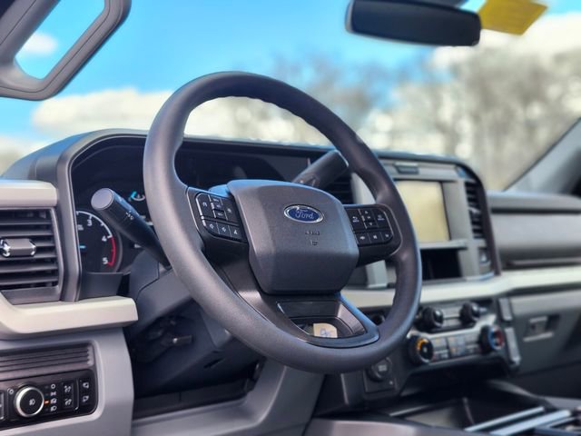 New 2026 Ford F450 XLT image 18