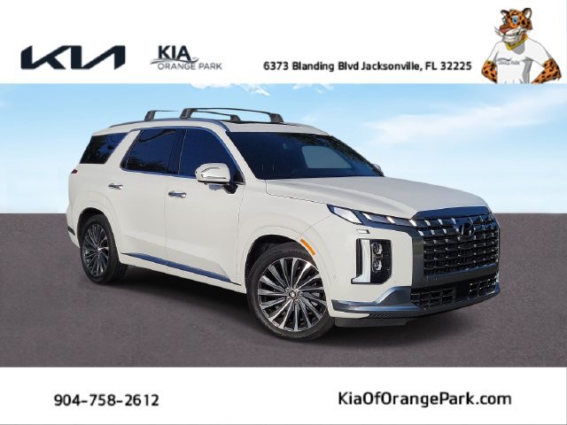 Used 2023 Hyundai Palisade Calligraphy FWD image 1