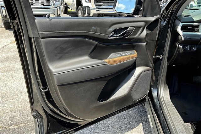 Used 2023 GMC Acadia SLE image 20