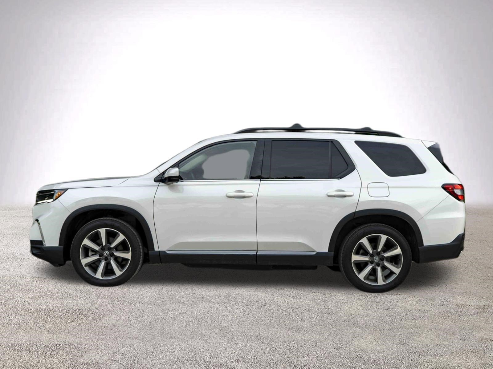 Used 2024 Honda Pilot Elite image 6