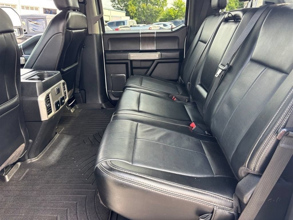 Used 2020 Ford F250 Lariat w/ Lariat Value Package AWD/4WD image 18