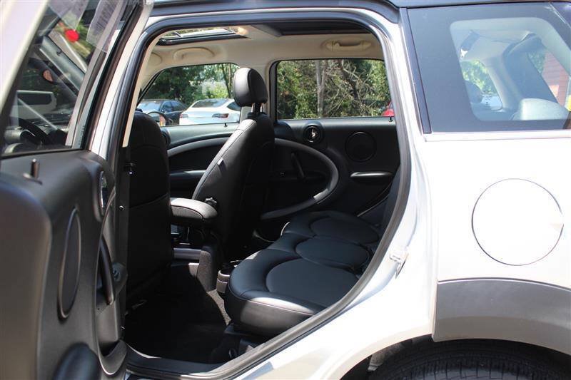 Used 2015 MINI Cooper Countryman FWD image 22