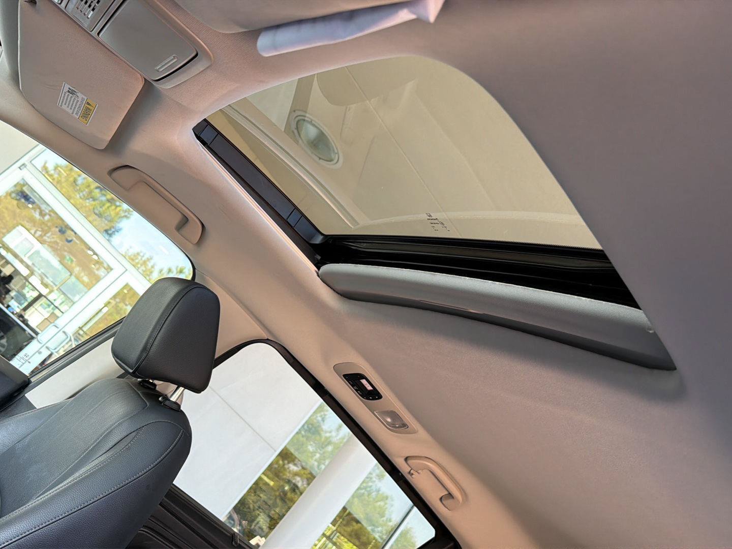 Used 2025 Honda Odyssey EX-L image 30