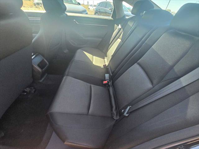 Used 2021 Honda Accord Hybrid image 17