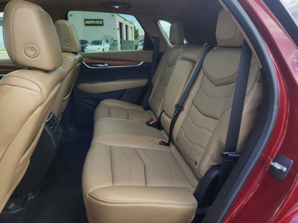 Used 2017 Cadillac XT5 Platinum image 21