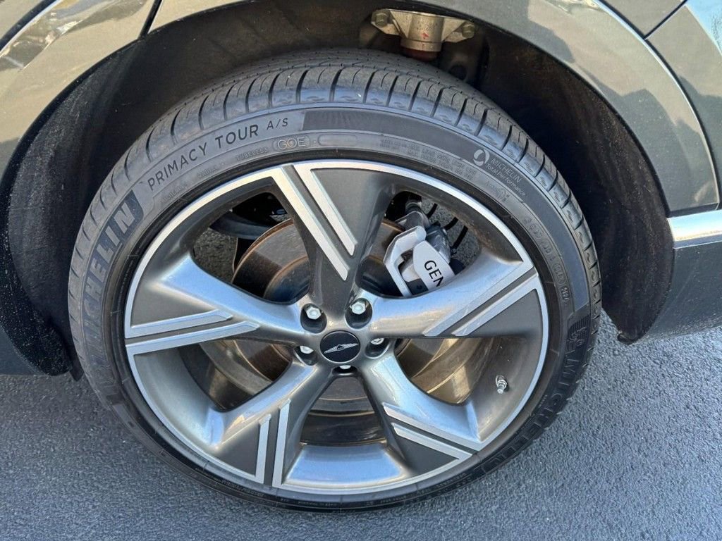 Certified 2025 Genesis GV80 2.5T Prestige image 7