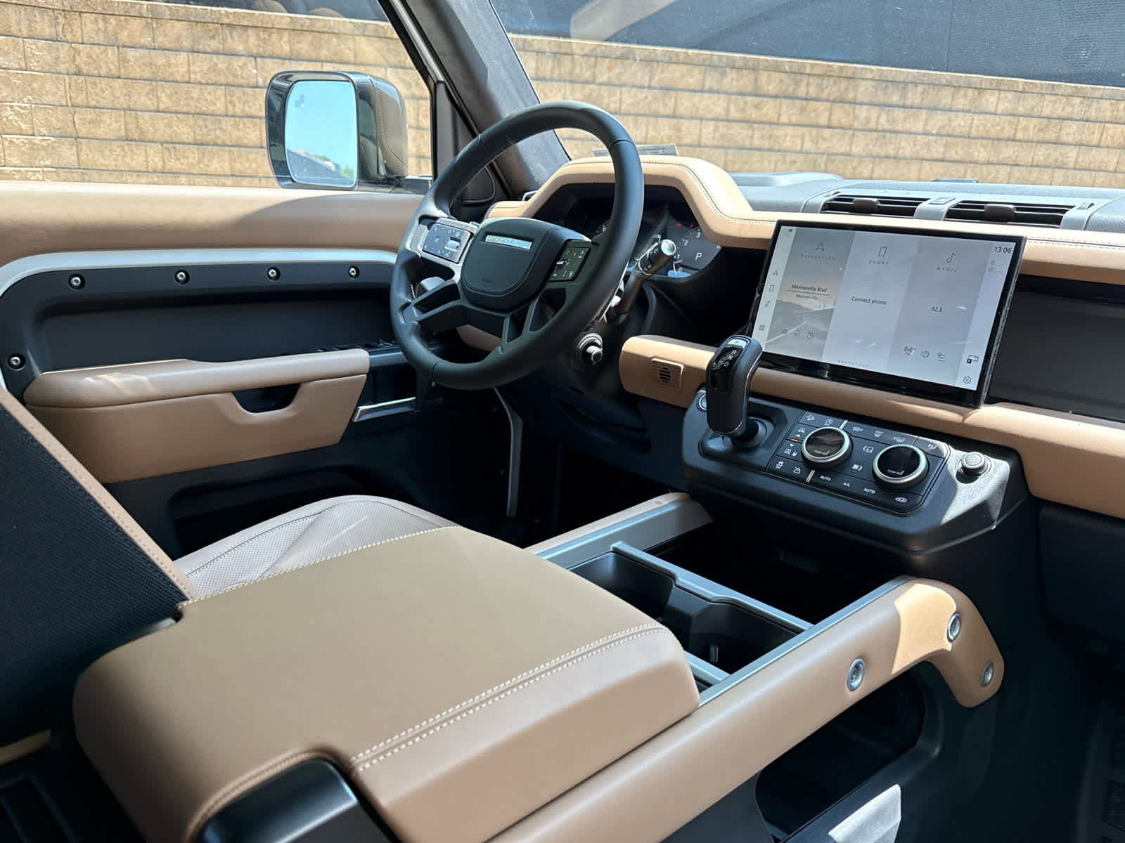 New 2025 Land Rover Defender 110 V8 image 11