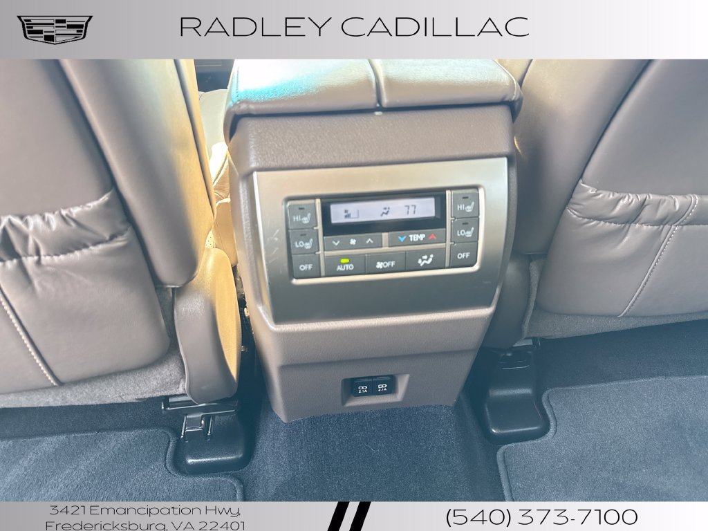 Used 2021 Lexus GX 460 Luxury w/ Accessory Package AWD/4WD image 12