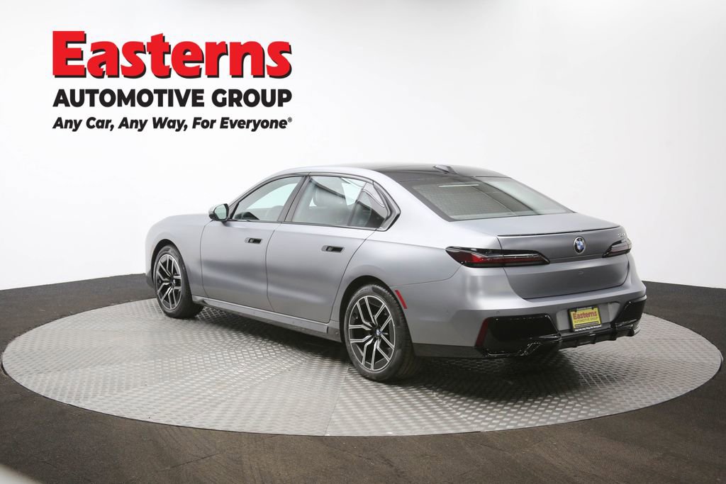 Used 2023 BMW 740i w/ Executive Package image 68