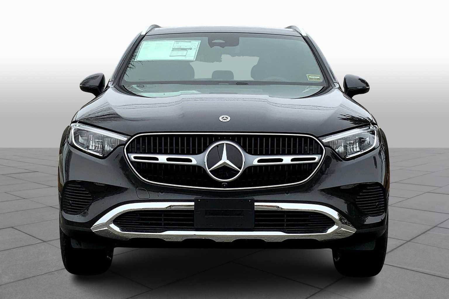 Certified 2025 Mercedes-Benz GLC 300 GLC 300 image 3