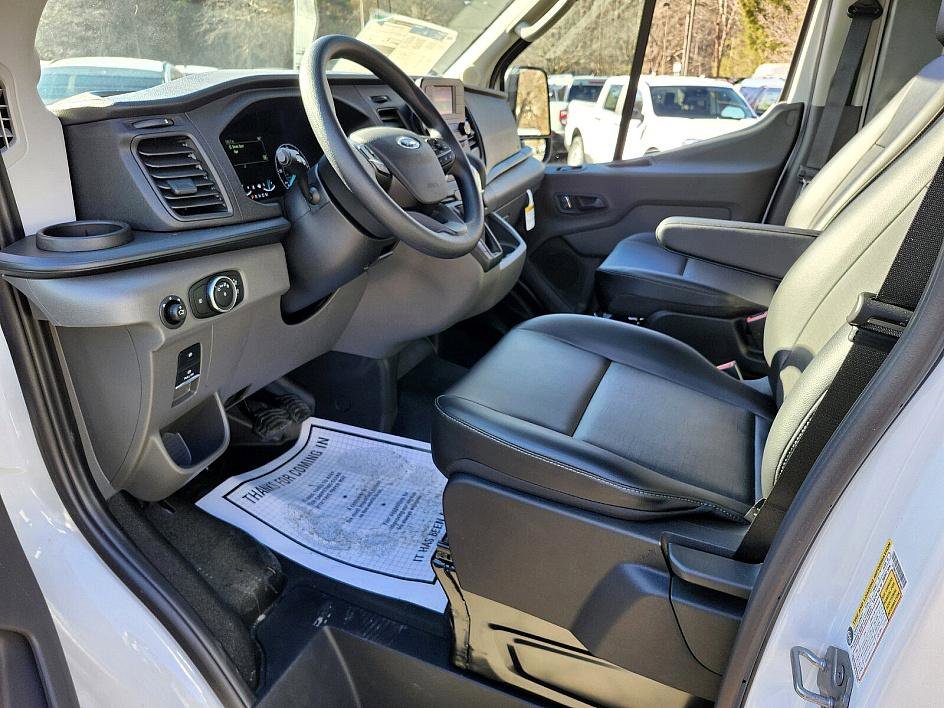 New 2024 Ford Transit 250 148 Medium Roof w/ Load Area Protection Package image 9