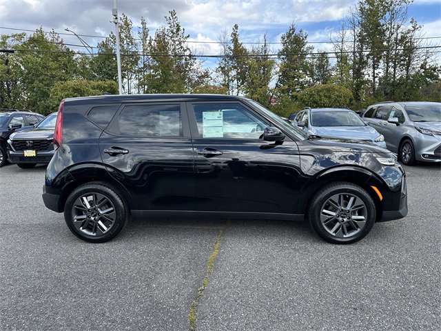 Used 2020 Kia Soul EX image 3