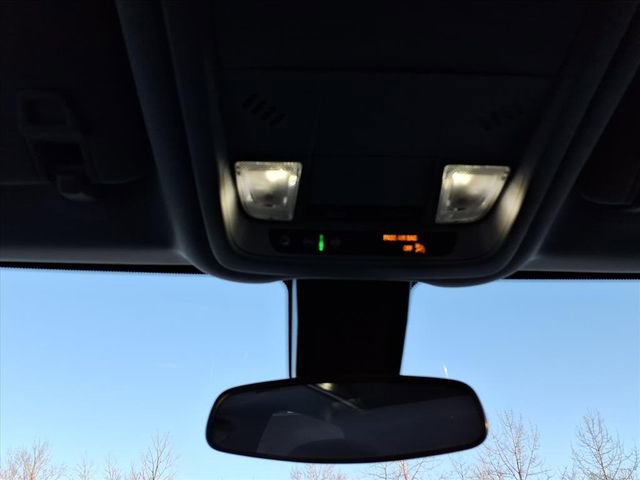 Used 2024 Chevrolet Equinox LT FWD image 17