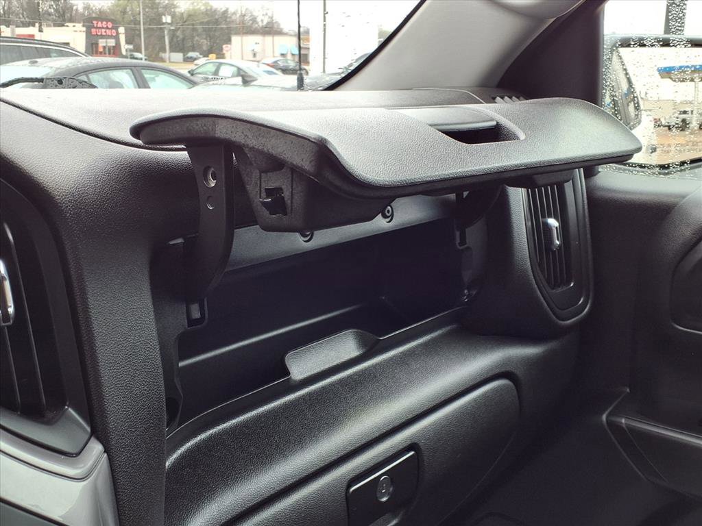 Used 2022 Chevrolet Silverado 1500 Custom w/ LPO, Dark Essentials Package image 15