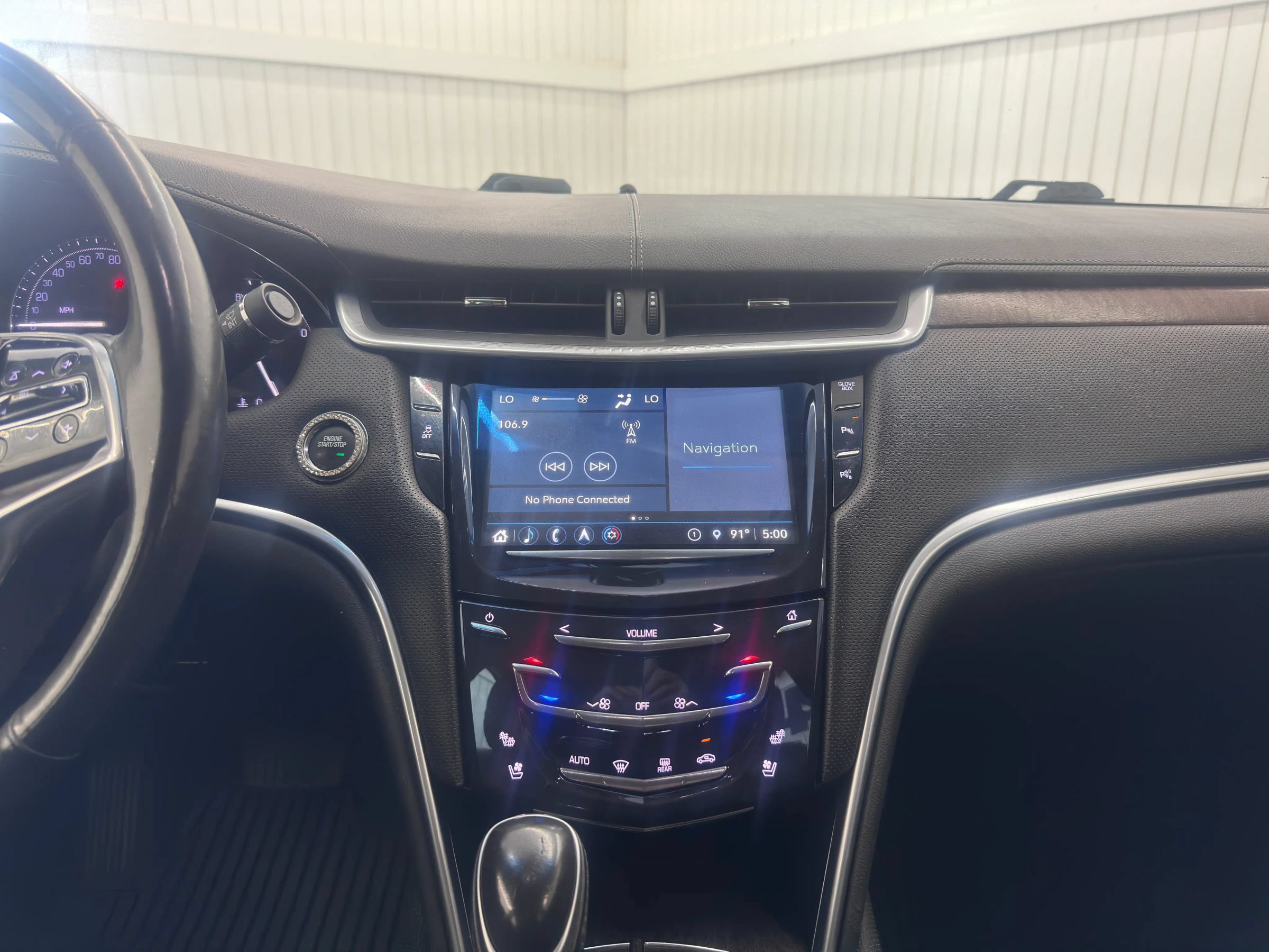 Used 2019 Cadillac XTS Luxury FWD image 18