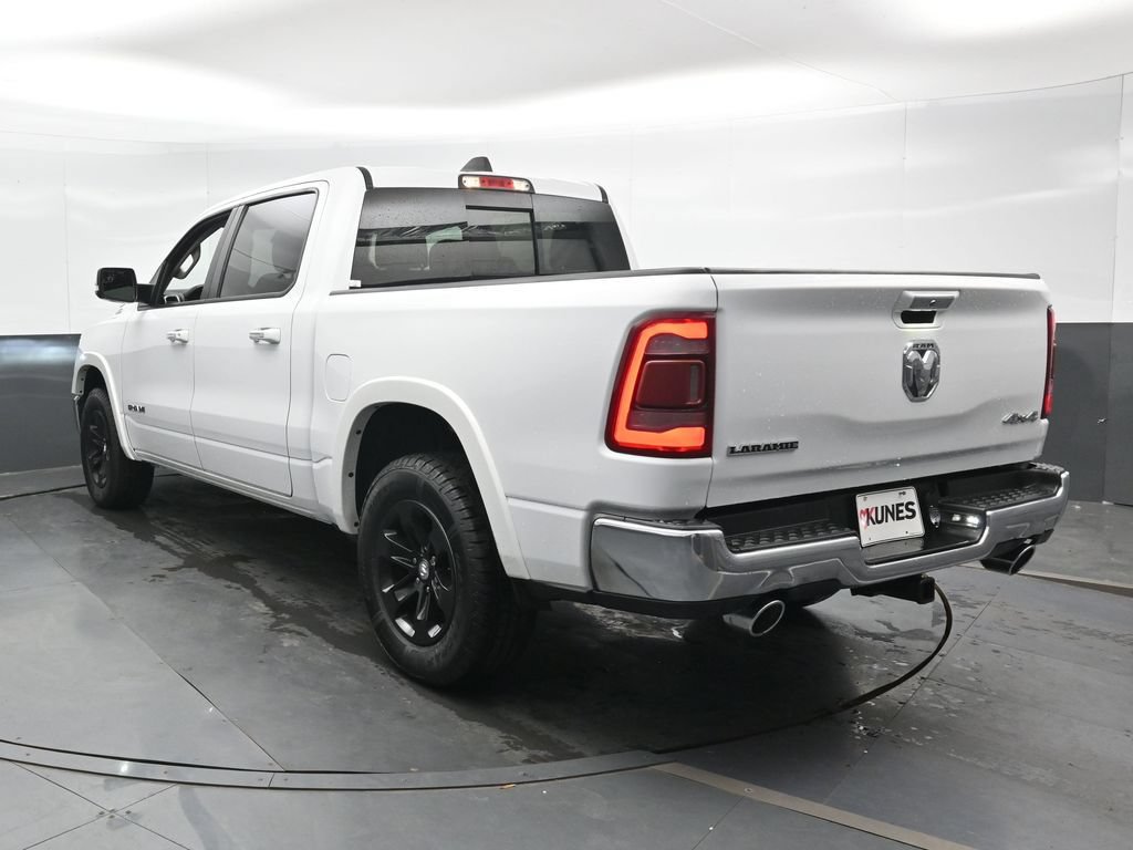Used 2022 RAM 1500 Laramie AWD/4WD image 11