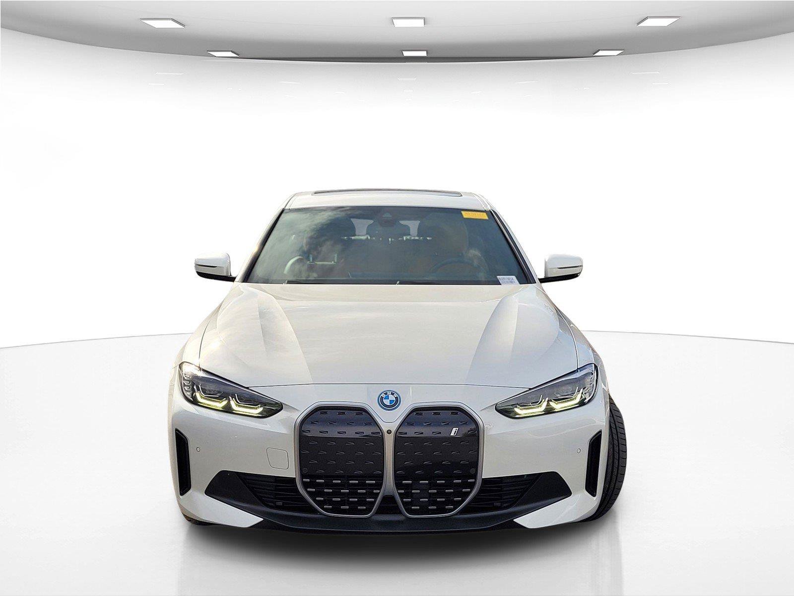Used 2024 BMW i4 eDrive35 w/ Premium Package RWD image 4