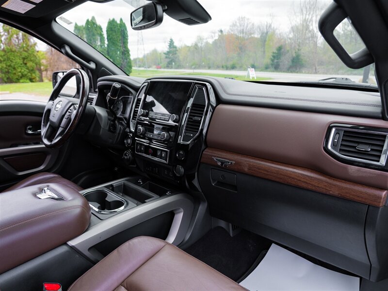 Used 2020 Nissan Titan Platinum Reserve AWD/4WD image 20