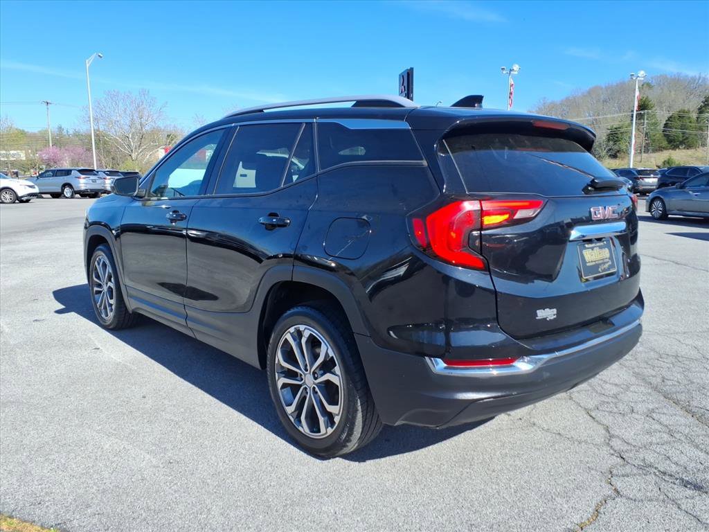 Used 2021 GMC Terrain SLT AWD/4WD image 3