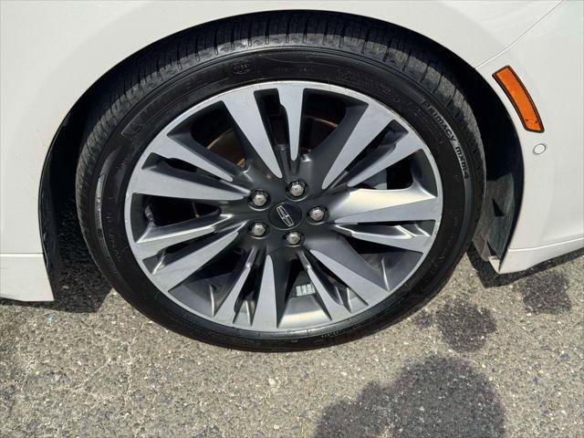 Used 2019 Lincoln MKZ Reserve AWD/4WD image 9