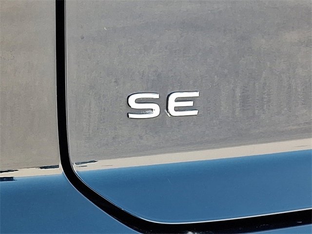 Used 2022 Volkswagen Atlas Cross Sport SE image 30